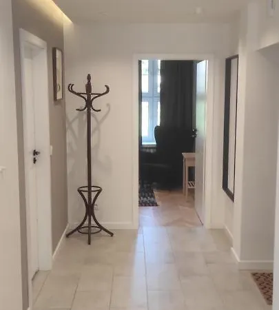 Sw. Ducha 29-31 Apartman Gdańsk